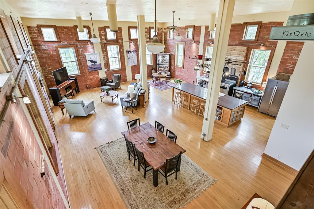 7765 Pigeon Drive