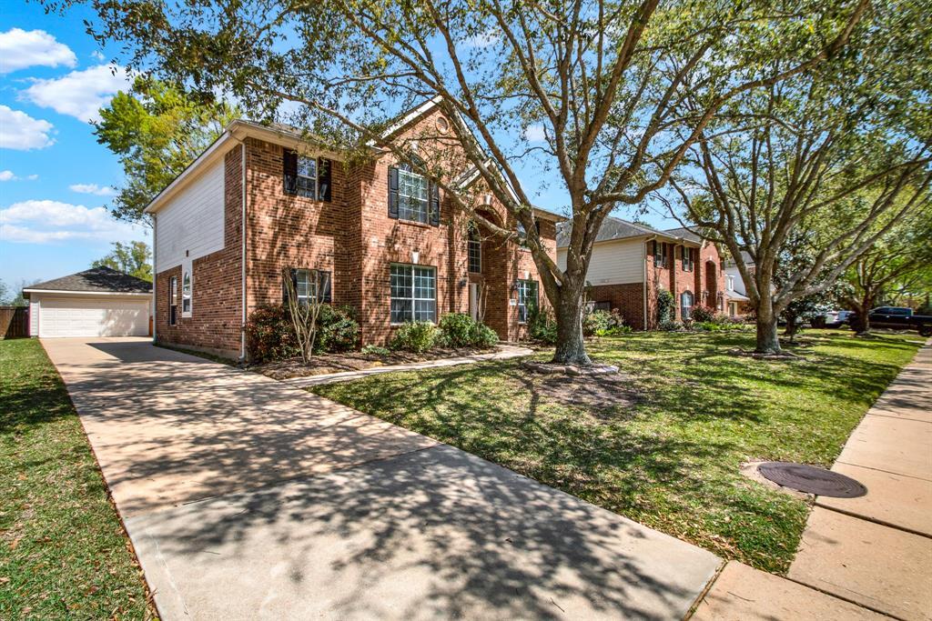 1507 Brendon Trails Drive, Spring, Texas image 2