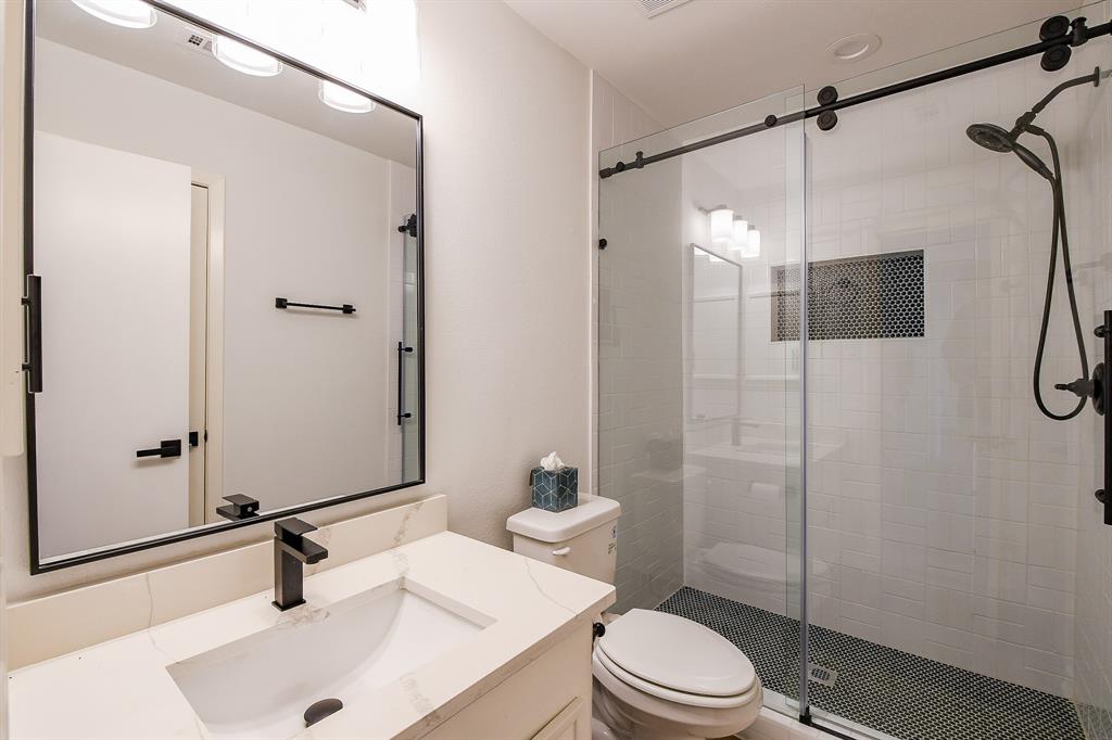 7702 Moondance Lane, Houston, Texas image 12