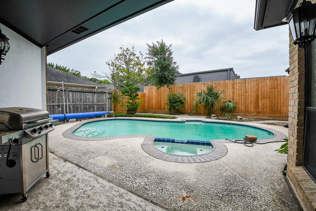 7702 Moondance Lane, Houston, Texas image 31
