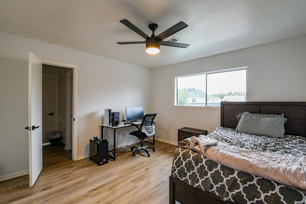 7702 Moondance Lane, Houston, Texas image 9
