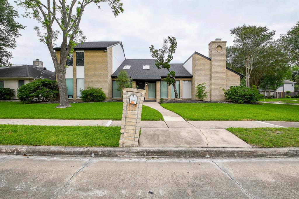 7702 Moondance Lane, Houston, Texas image 5
