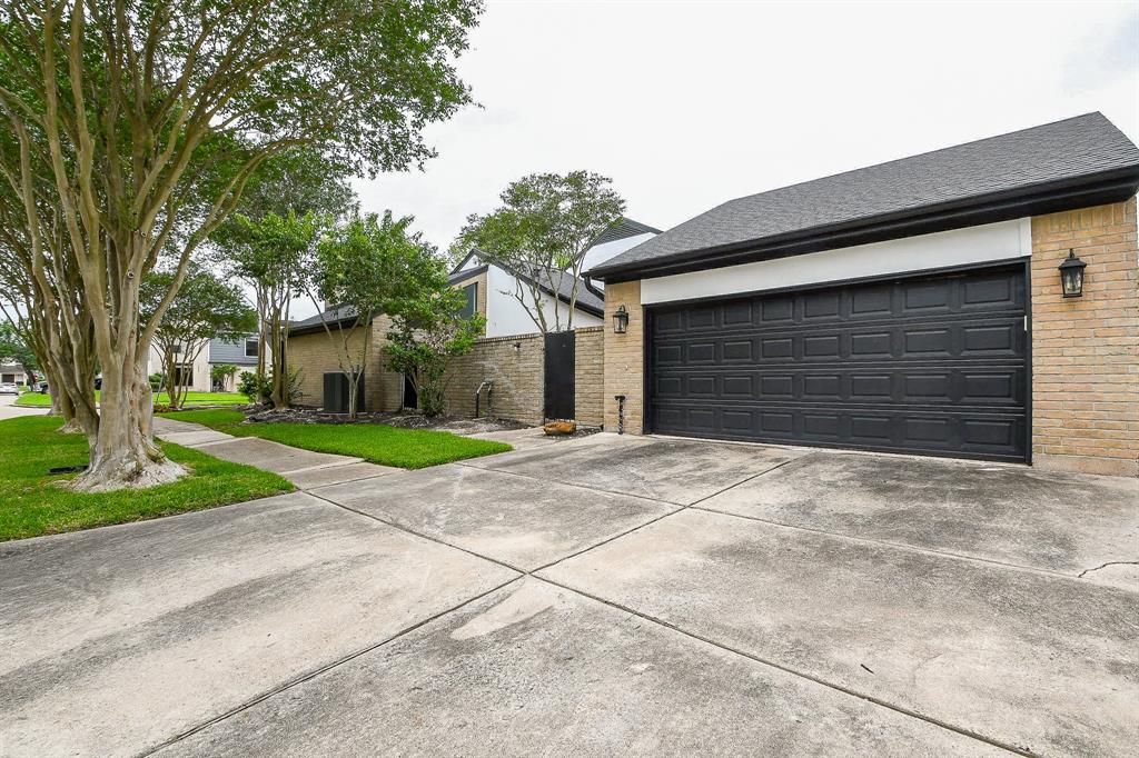 7702 Moondance Lane, Houston, Texas image 6