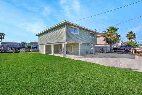 A home in Bayou Vista