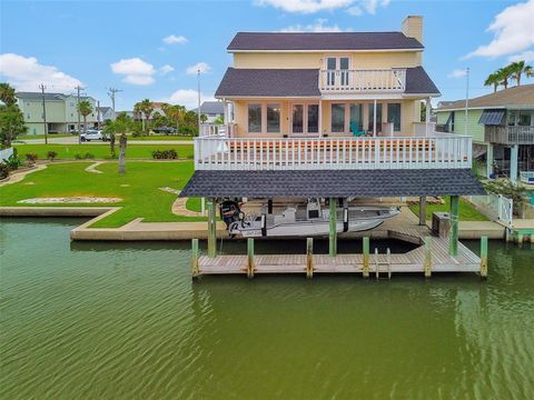 1327 Tiki Drive Tiki Island TX 77554