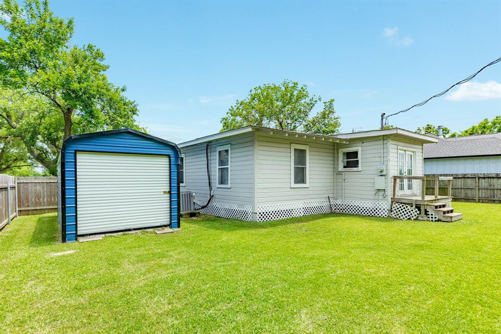 103 Magnolia Street, Lake Jackson, Texas image 7