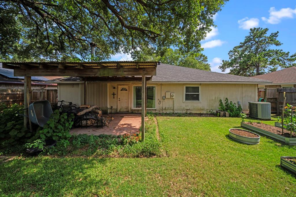 4830 Diehlwood Place, Spring, Texas image 14