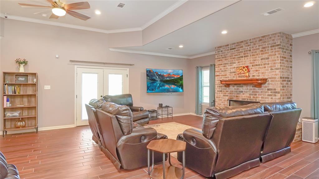4363 Captain Kidd Way, Beaumont, Texas image 11
