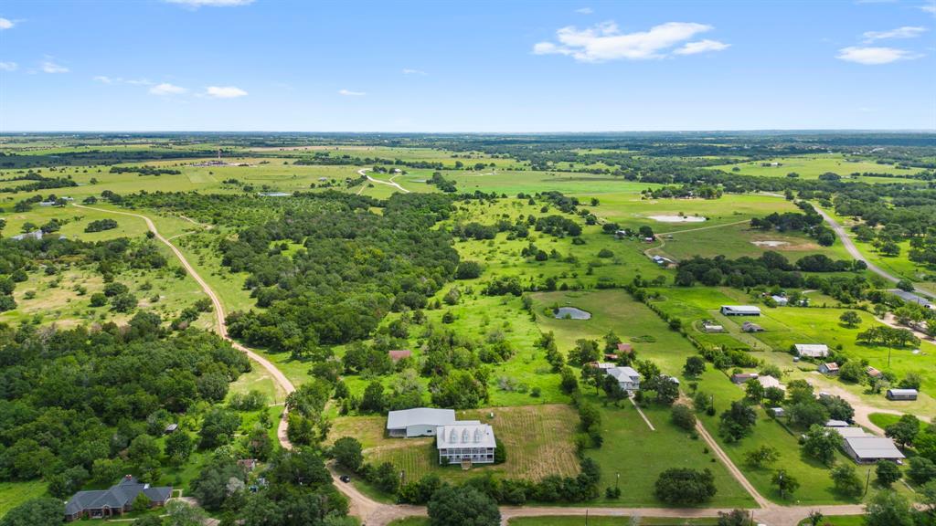 812 W Tobias Road, Ellinger, Texas image 13