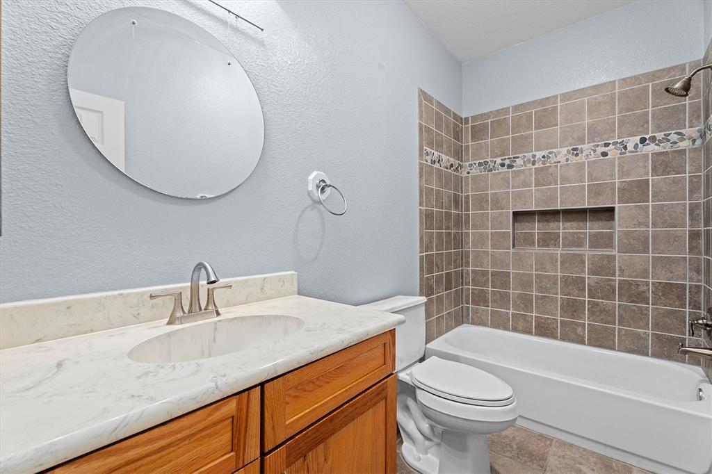 11807 Walraven Drive, Huffman, Texas image 15