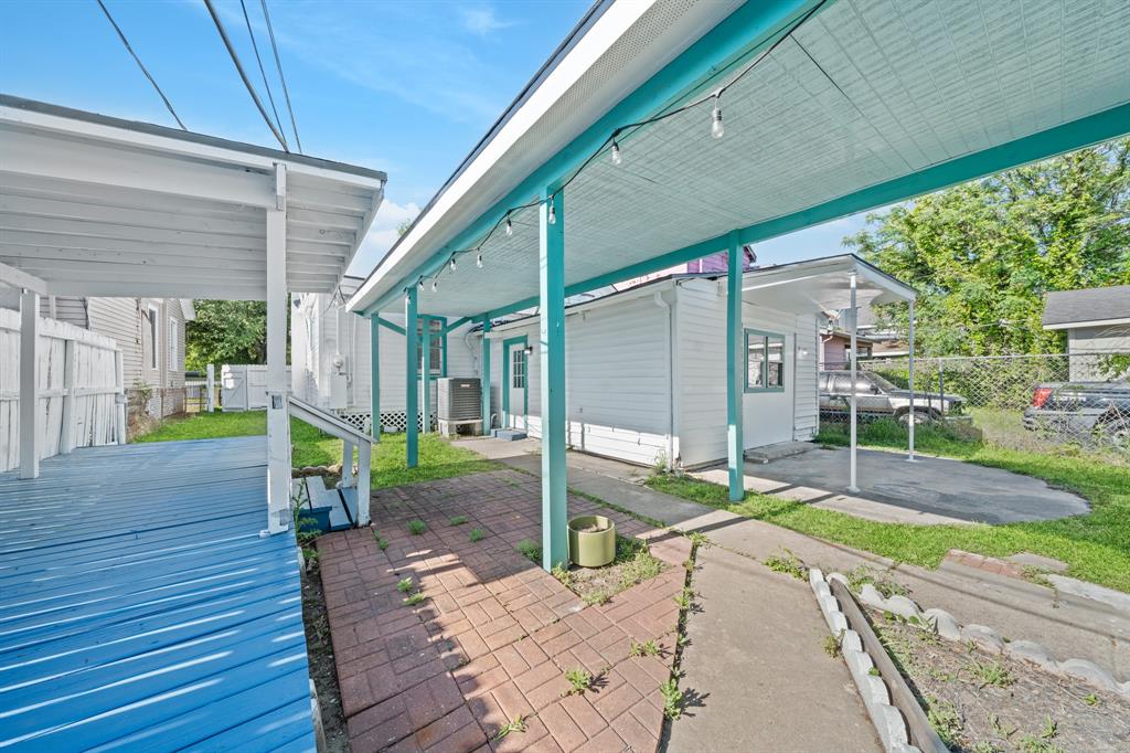 2823 Bernardo De Galvez Avenue, Galveston, Texas image 25