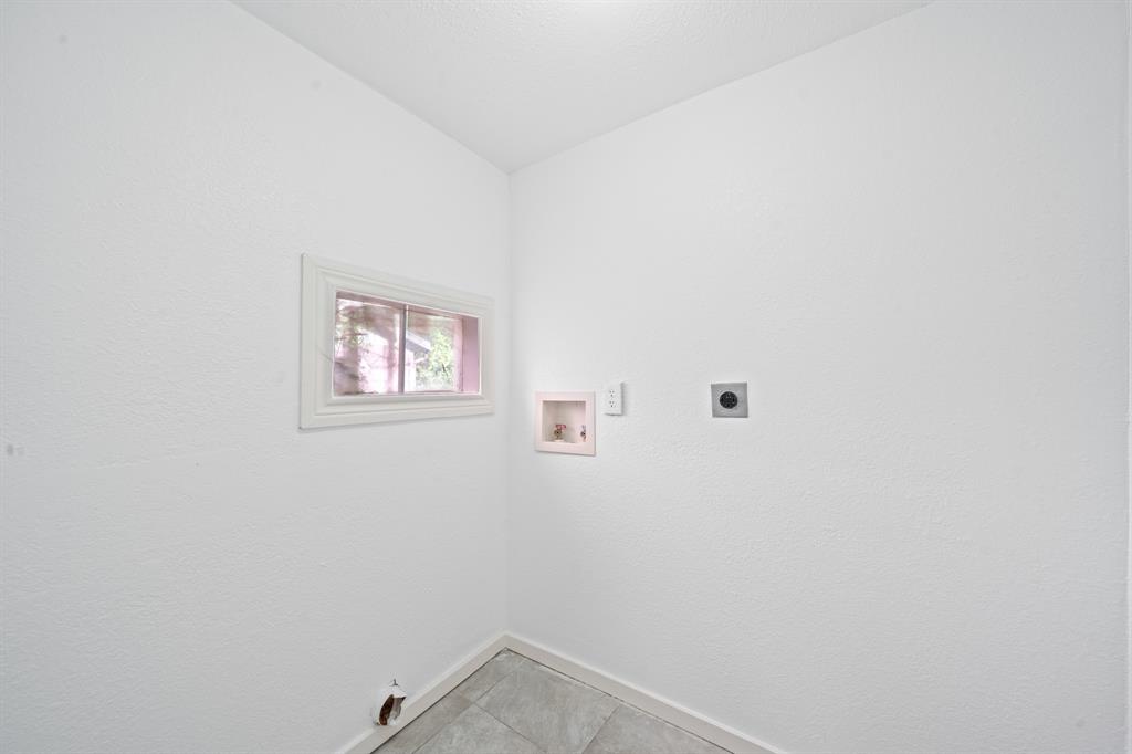 2823 Bernardo De Galvez Avenue, Galveston, Texas image 23