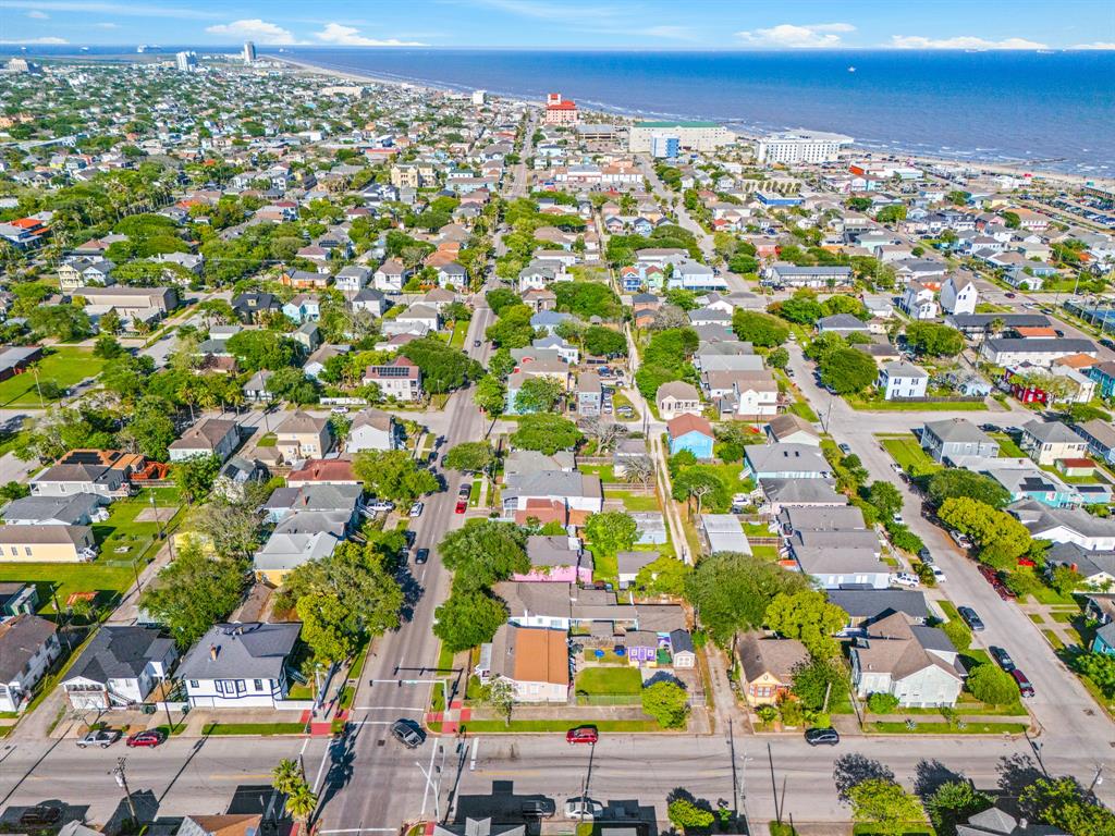 2823 Bernardo De Galvez Avenue, Galveston, Texas image 33