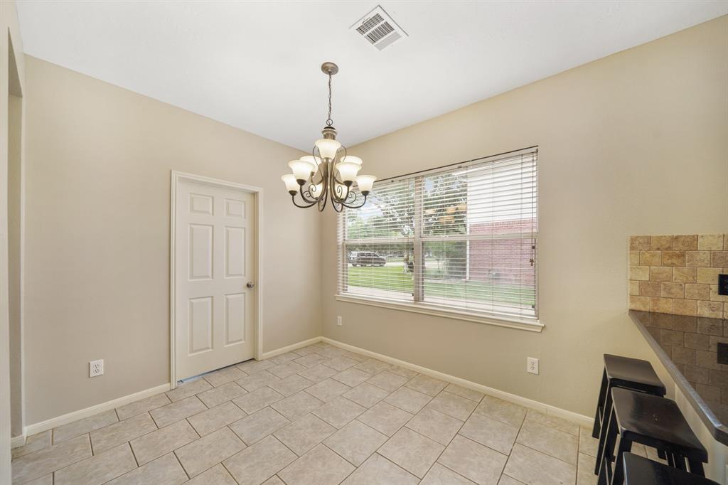 3914 N Barnett Way, Missouri City, Texas image 18