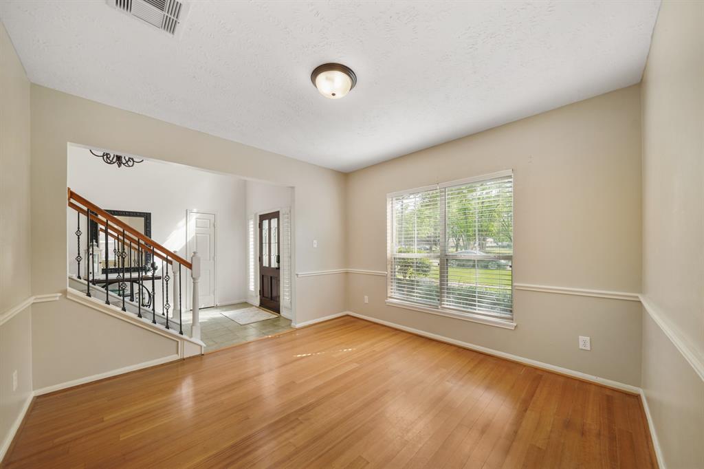 3914 N Barnett Way, Missouri City, Texas image 8