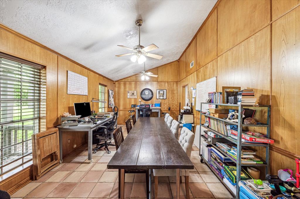 4503 County Road 888 Road, Rosharon, Texas image 7