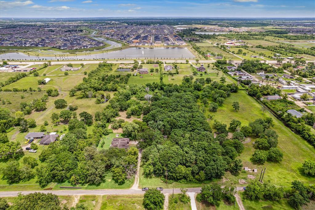 4503 County Road 888 Road, Rosharon, Texas image 16