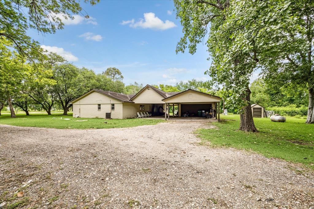 4503 County Road 888 Road, Rosharon, Texas image 14