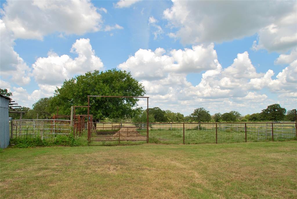 1706 Slaughter House Road, Flatonia, Texas image 36