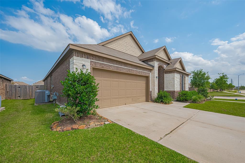 15602 Clearwater Bend Drive
