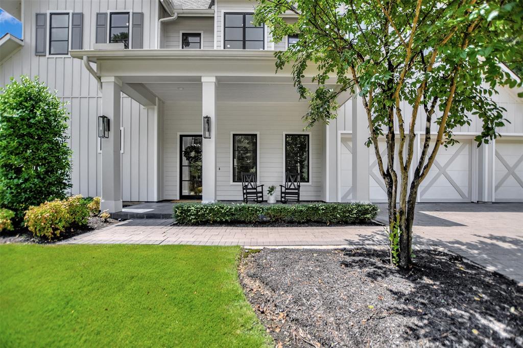 411 N Copa Palm Loop