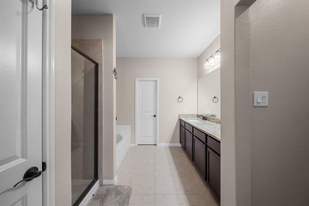 7623 Square Garden Lane
