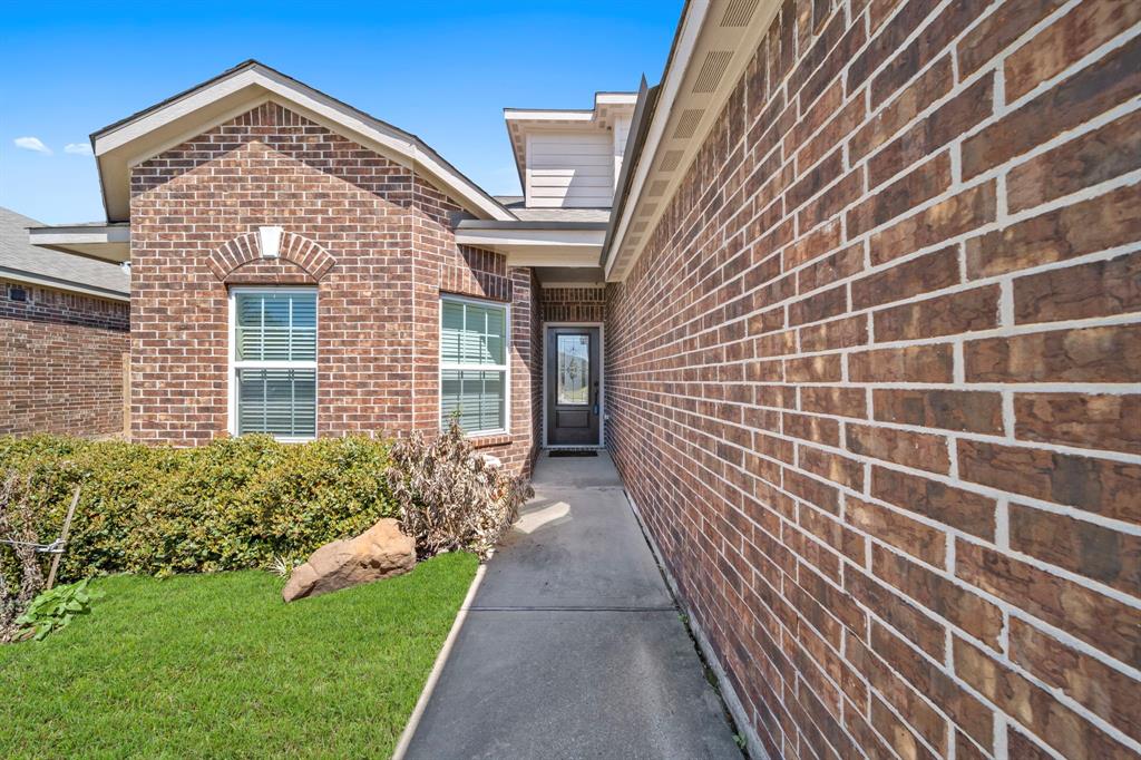 7623 Square Garden Lane