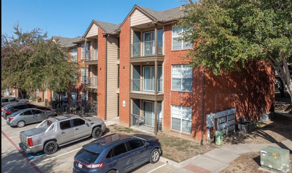 3440 E Rosemeade Pkwy