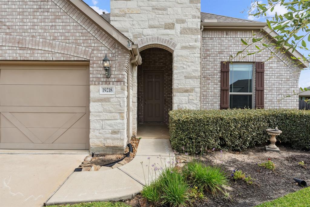 19218 Charisma Rose Lane, Tomball, Texas image 2