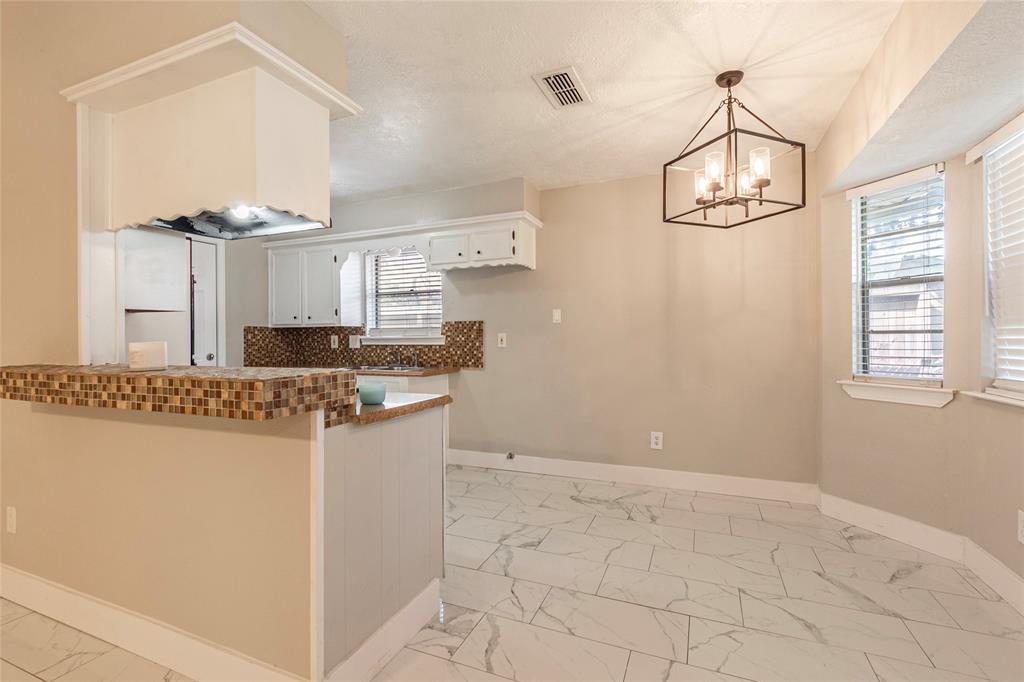 9807 Catlett Lane, La Porte, Texas image 7