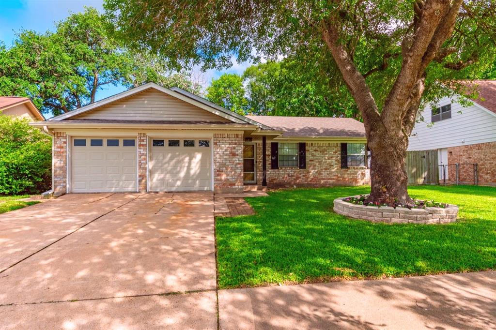9807 Catlett Lane, La Porte, Texas image 1