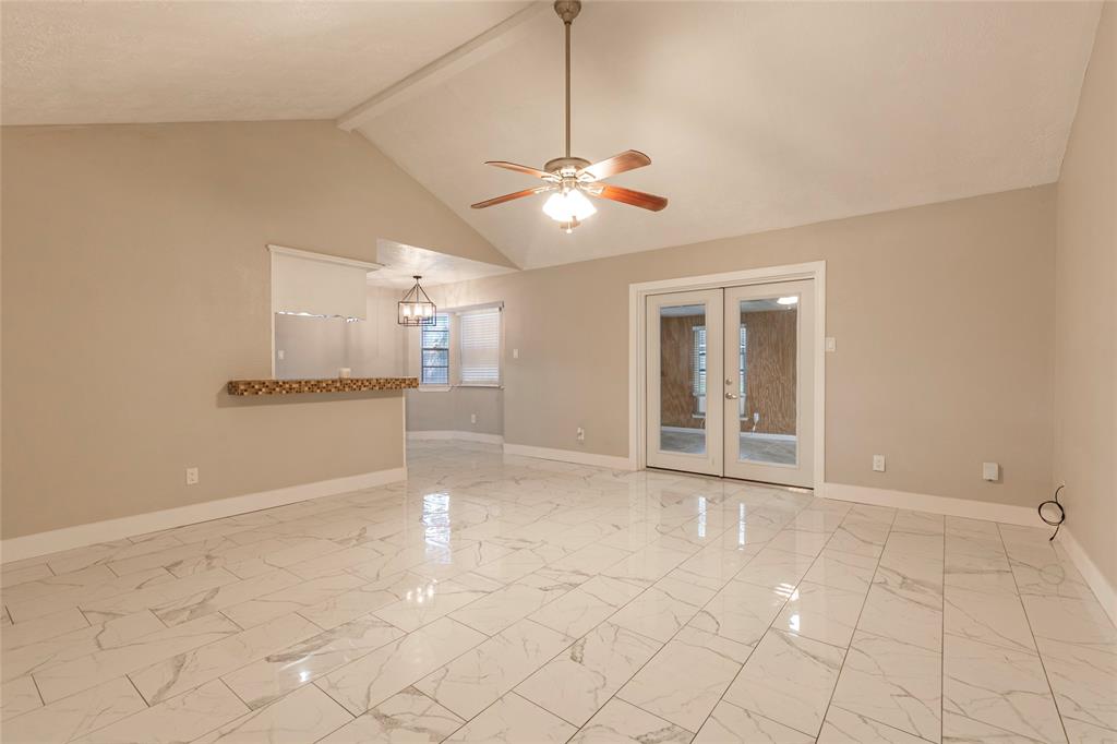 9807 Catlett Lane, La Porte, Texas image 4