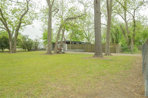 A home in Brazoria