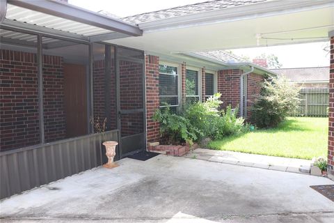 A home in Lake Jackson