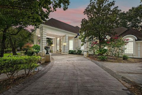 205 Grogans Point Road The Woodlands TX 77380
