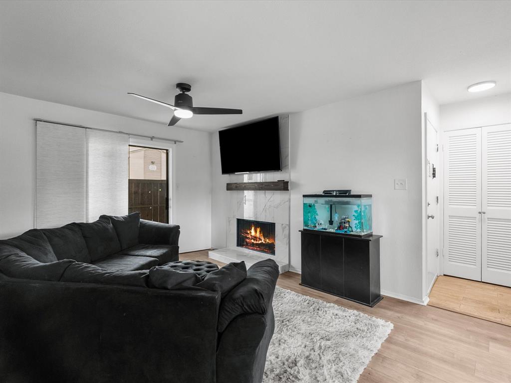 3300 Pebblebrook Drive #7, Seabrook, Texas image 2