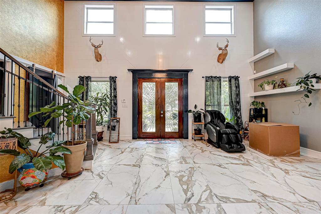 6121 County Road 225 Rd, Hungerford, Texas image 2
