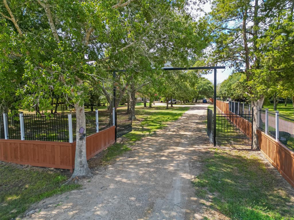 6121 County Road 225 Rd, Hungerford, Texas image 47