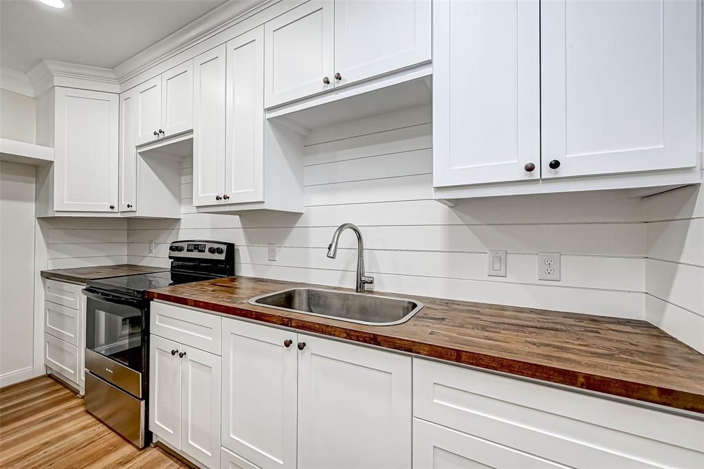 6121 County Road 225 Rd, Hungerford, Texas image 35