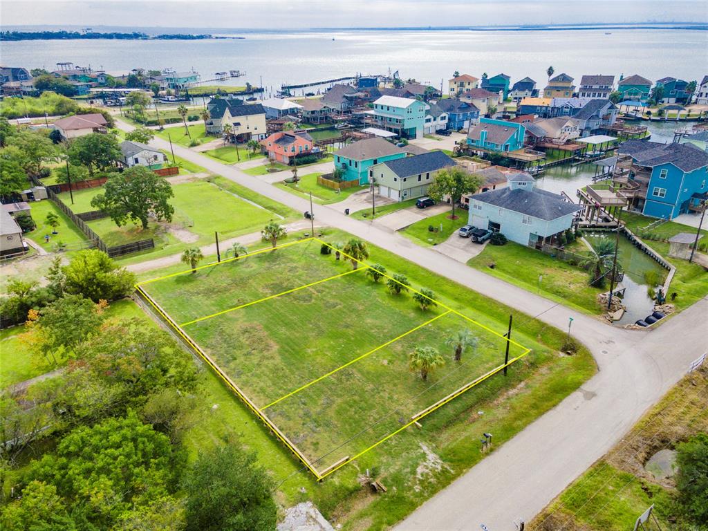 Lot 1 Avenue L, San Leon, Texas image 2