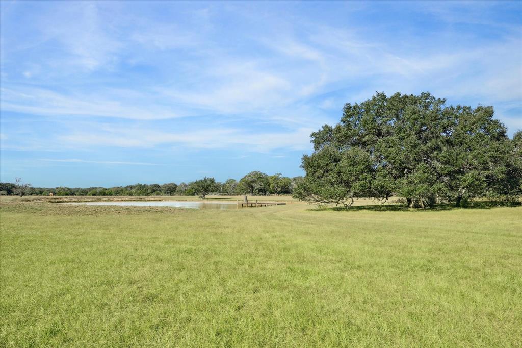 000 Koeppens Trail, Cat Spring, Texas image 16