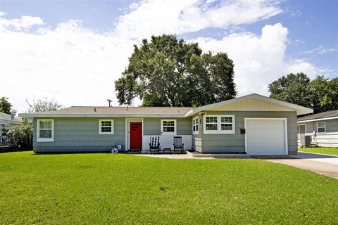 A home in Texas City