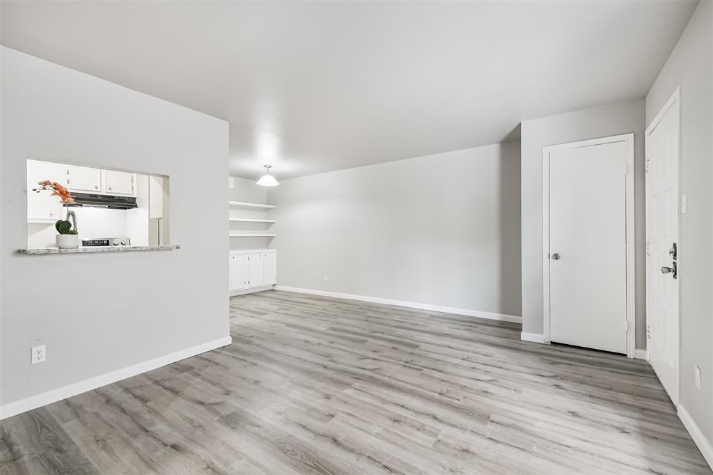 4500 Sherwood Lane #11, Houston, Texas image 8