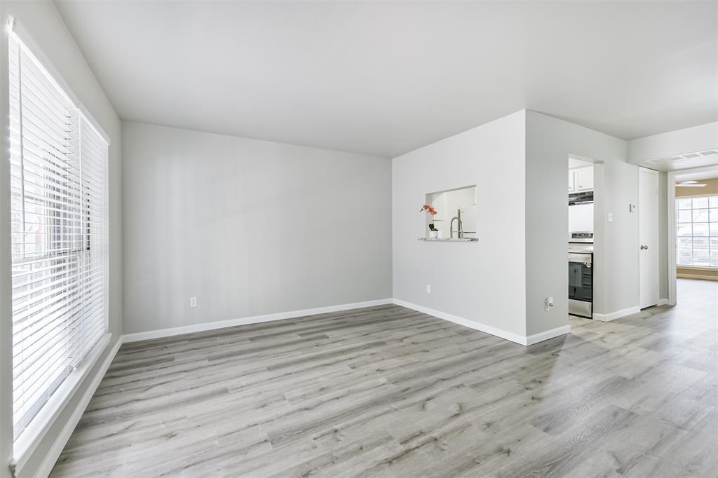 4500 Sherwood Lane #11, Houston, Texas image 6