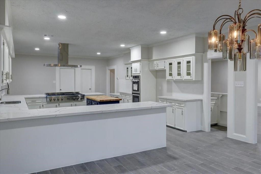 8407 Rebawood Drive, Humble, Texas image 13