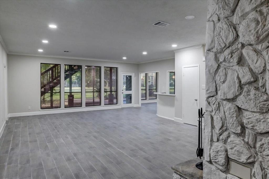 8407 Rebawood Drive, Humble, Texas image 8