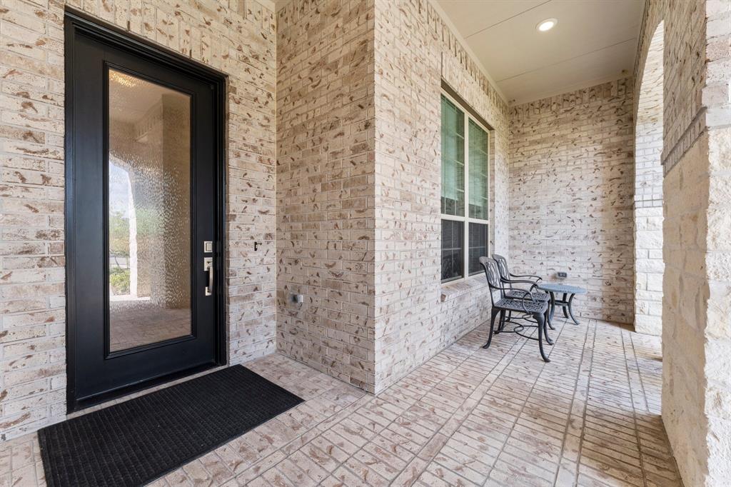 413 New Forest Lane, The Woodlands, Texas image 4