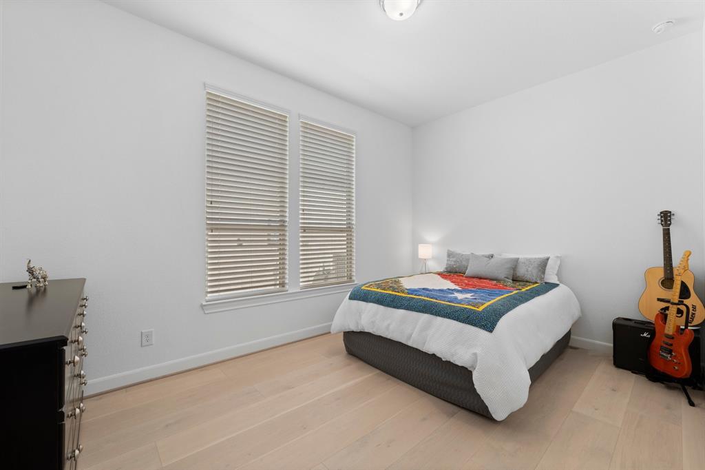 413 New Forest Lane, The Woodlands, Texas image 35