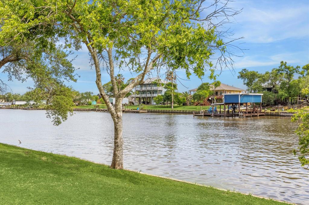 1822 County Road 297, Sargent, Texas image 35