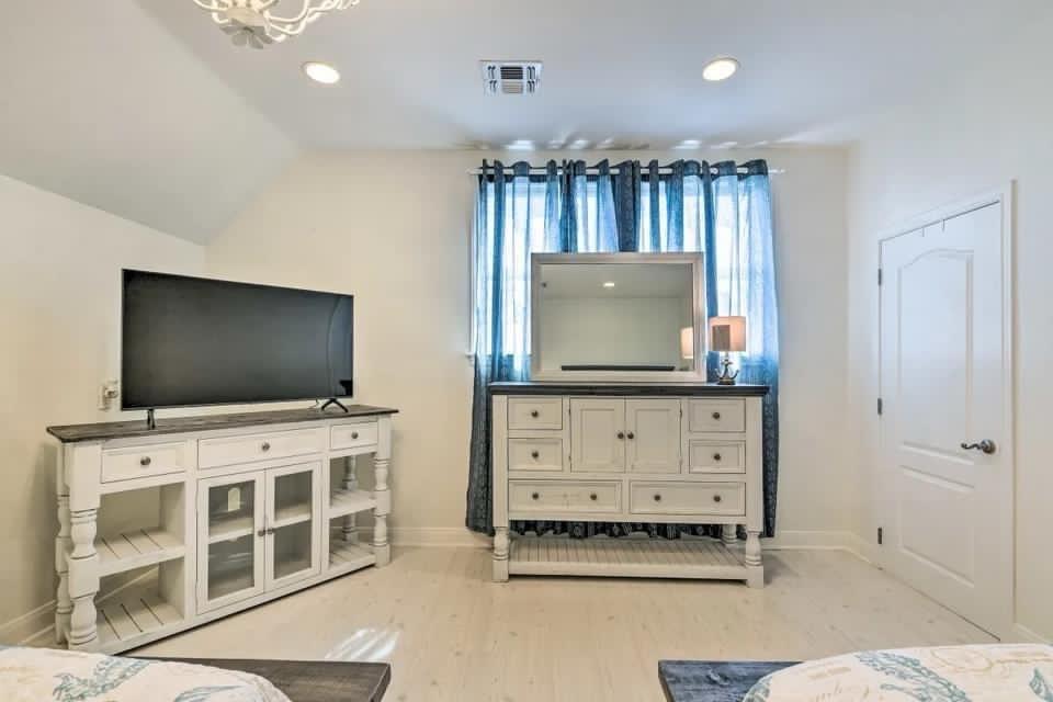 4027 Spanish Main Boulevard, Galveston, Texas image 22